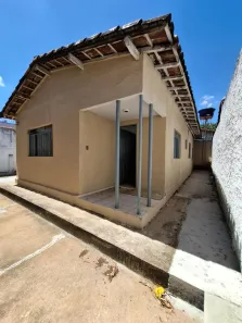 Casa com 3 Quartos para alugar, 103m² no Setor Criméia Leste, Goiânia