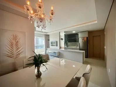 Apartamento com 2 Quartos à venda, 80m² no Agronômica, Florianópolis