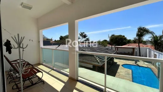 Imóvel Comercial com 5 Quartos para alugar, 250m² no Cidade Jardim, Uberlândia