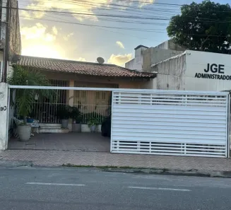 Casa com 4 Quartos à venda, 225m² no Pereira Lobo, Aracaju