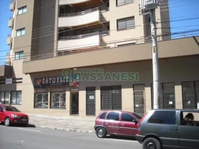 Ponto Comercial para alugar, 45m² no Centro, Caxias do Sul