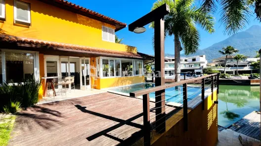 Casa de Condomínio com 4 Quartos para venda ou aluguel, 384m² no Frade (Cunhambebe), Angra dos Reis