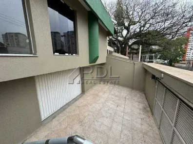 Sobrado com 3 Quartos à venda, 300m² no Vila Gilda, Santo André