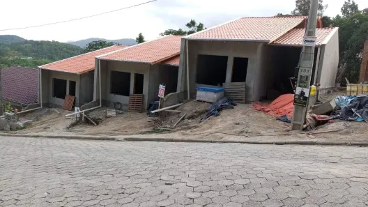 Casa com 2 Quartos à venda, 75m² no CENTRO, Guabiruba