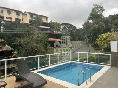 Casa de Condomínio com 4 Quartos à venda, 300m² no Itaipu, Niterói
