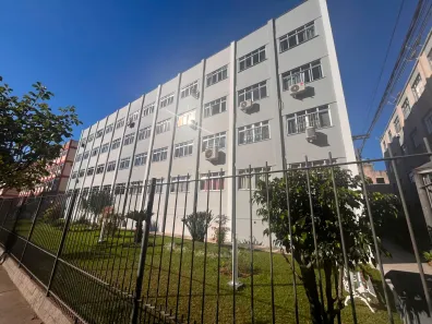 Apartamento com 2 Quartos para alugar, 60m² no São Geraldo, Volta Redonda