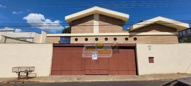 Imóvel Comercial com 14 Quartos à venda, 631m² no Nossa Senhora da Abadia, Uberaba