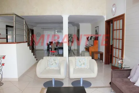 Sobrado com 7 Quartos à venda, 494m² no Alpes dos Araçás (Jordanésia), Cajamar