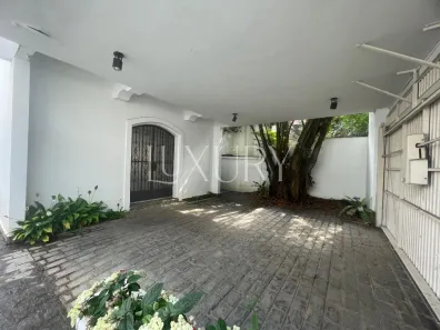 Casa com 3 Quartos para venda ou aluguel, 354m² no Jardim Luzitânia, São Paulo
