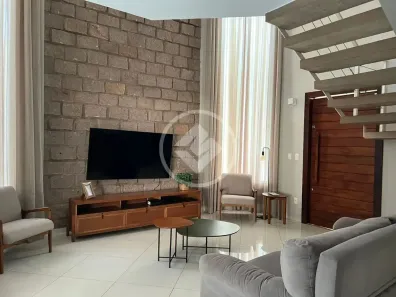 Casa de Condomínio com 4 Quartos à venda, 350m² no Santa Cruz, Cuiabá