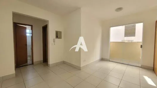 Apartamento com 2 Quartos para alugar, 56m² no Segismundo Pereira, Uberlândia