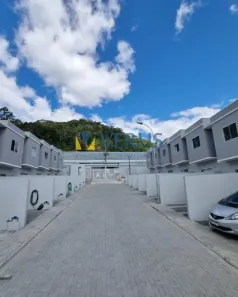 Casa com 2 Quartos à venda, 76m² no Espinheiros, Itajaí