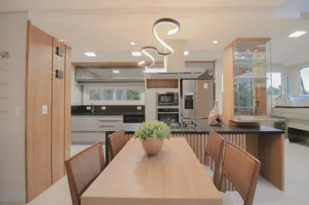 Casa de Condomínio com 4 Quartos para alugar, 335m² no Pedra Redonda, Porto Alegre