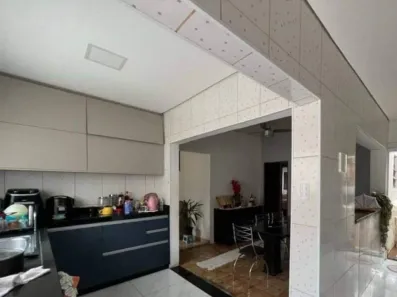 Casa com 5 Quartos à venda, 180m² no Vila Mariana, Americana