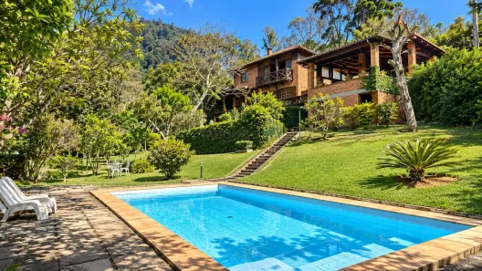 Casa de Condomínio com 5 Quartos à venda, 226m² no Prata, Teresópolis
