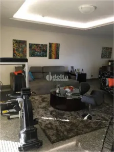 Cobertura com 5 Quartos à venda, 397m² no Fundinho, Uberlândia