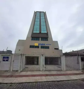Apartamento com 2 Quartos para alugar, 94m² no Centro, Navegantes