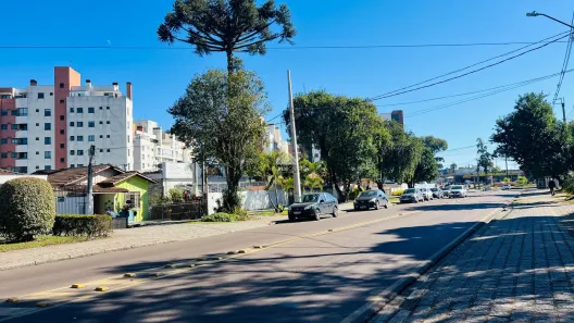Lote/Terreno à venda, 528m² no Cristo Rei, Curitiba