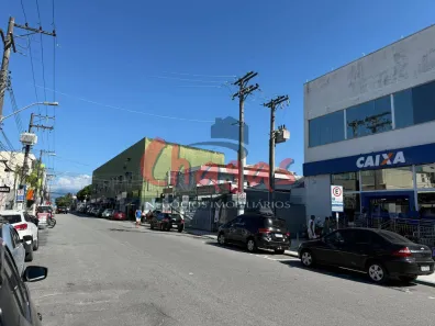Ponto Comercial à venda, 200m² no Centro, Caraguatatuba