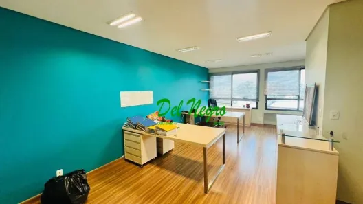 Sala Comercial à venda, 66m² no Jardim Lambreta, Cotia