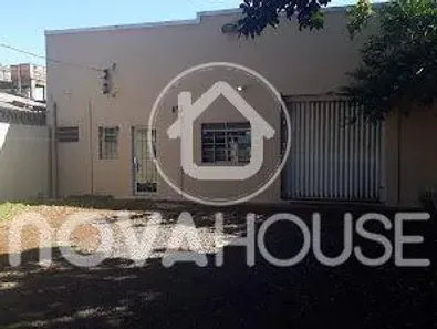 Galpão/Depósito/Armazém à venda, 420m² no Vila Santo Amaro, Campo Grande