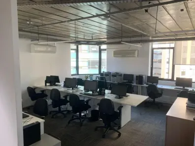 Sala Comercial com 6 Quartos para alugar, 220m² no Cidade Monções, São Paulo