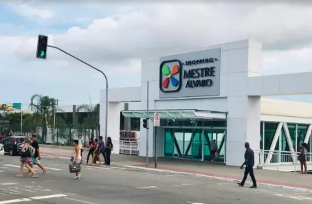 Sala Comercial à venda, 32m² no Eurico Salles, Serra