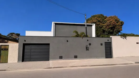 Casa com 5 Quartos à venda, 247m² no Vila Sul, Anápolis