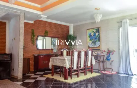 Casa com 3 Quartos para alugar, 144m² no Centro, Uberlândia
