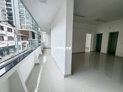 Sala Comercial para alugar, 62m² no Centro, Blumenau