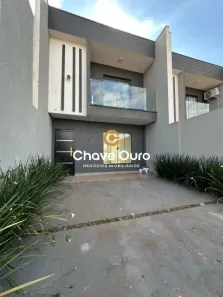 Sobrado com 3 Quartos à venda, 97m² no Floresta, Cascavel