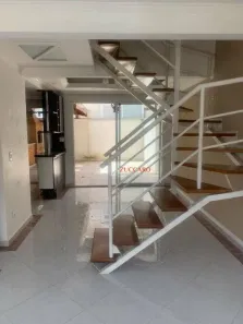 Casa de Condomínio com 3 Quartos para alugar, 100m² no Parque Renato Maia, Guarulhos