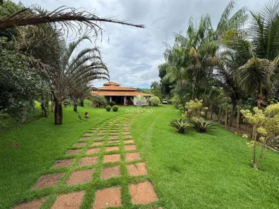 Fazenda/Sítio com 3 Quartos à venda, 260m² no , Mateus Leme