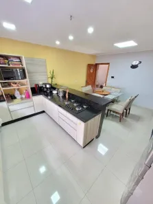 Sobrado com 3 Quartos à venda, 200m² no Jardim Pedroso, Mauá