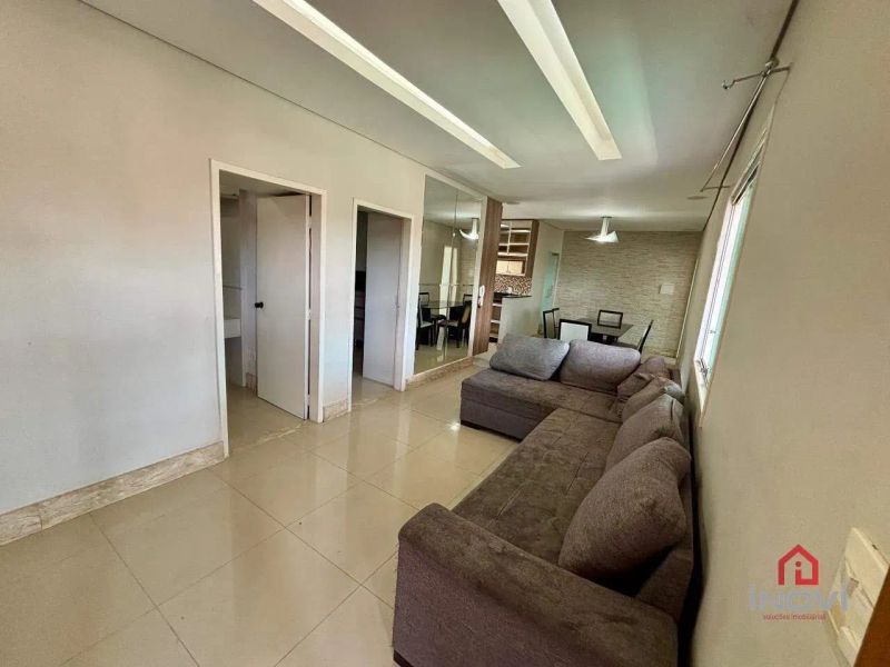 Casa com 3 quartos — Santa Mônica, Belo Horizonte