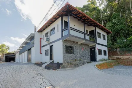 Galpão/Depósito/Armazém para alugar, 450m² no Santa Catarina, Joinville