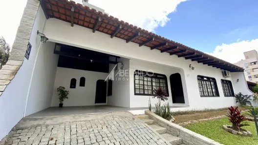Casa com 3 Quartos à venda, 179m² no Itoupava Seca, Blumenau