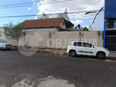 Lote/Terreno à venda, 875m² no Brasil, Uberlândia