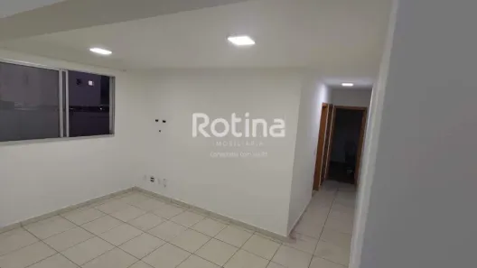 Apartamento com 2 Quartos para alugar, 50m² no Presidente Roosevelt, Uberlândia