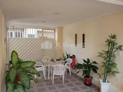  com 3 Quartos à venda, 127m² no Vila Valqueire, Rio de Janeiro