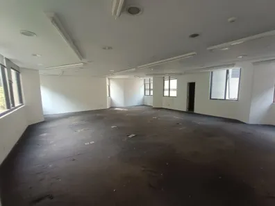 Ponto Comercial para alugar, 225m² no Cidade Monções, São Paulo