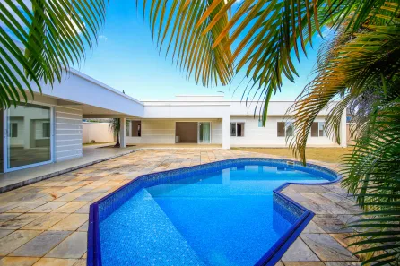 Casa de Condomínio com 4 Quartos à venda, 364m² no São Pedro, Juiz de Fora