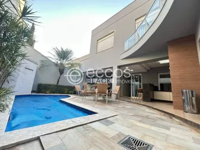 Casa de Condomínio com 5 Quartos à venda, 347m² no Gávea, Uberlândia