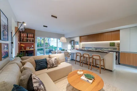 Casa de Condomínio com 4 Quartos à venda, 150m² no Jardins Berlim, Senador Canedo