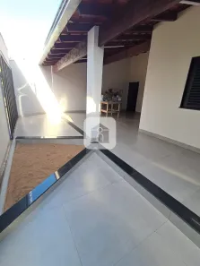 Casa com 4 Quartos à venda, 180m² no Segismundo Pereira, Uberlândia
