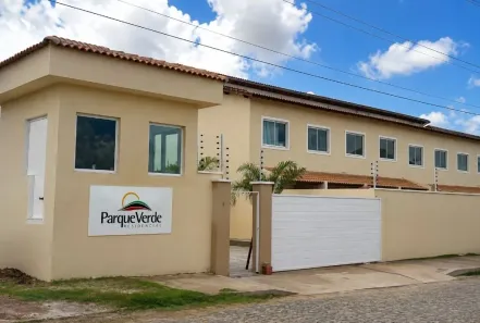 Casa de Condomínio com 2 Quartos à venda, 68m² no Jangurussu, Fortaleza