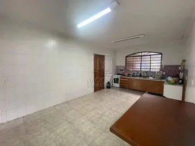 Casa com 2 Quartos à venda, 157m² no Jardim Marek, Santo André