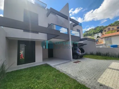 Casa de Condomínio com 3 Quartos à venda, 137m² no Santo Inácio, Curitiba