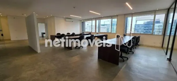 Sala Comercial para alugar, 200m² no Bela Vista, São Paulo