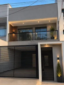Casa com 3 Quartos à venda, 200m² no Jardim Belvedere, Volta Redonda